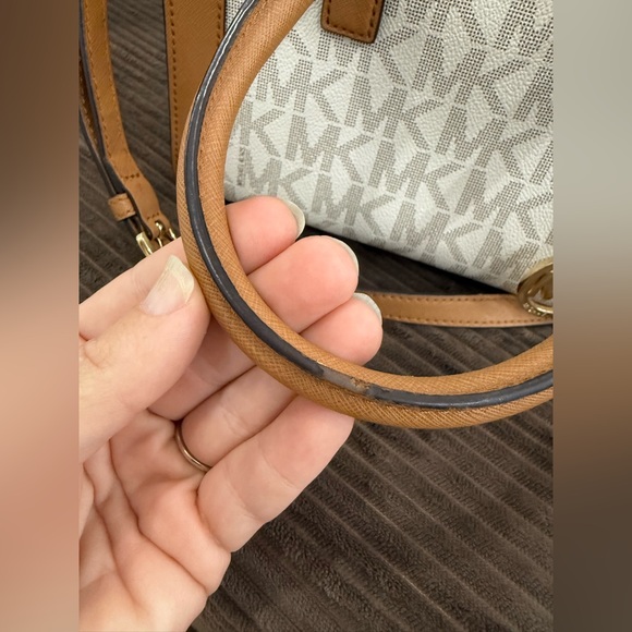 Michael Kors Purse - Picture 5 of 10